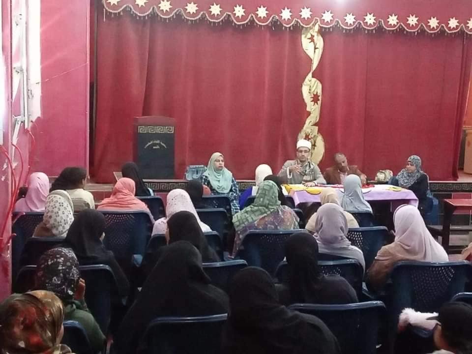 تنفيذ مبادرة " تحدث معه " بقاعة جمعية الشبان بالقصير