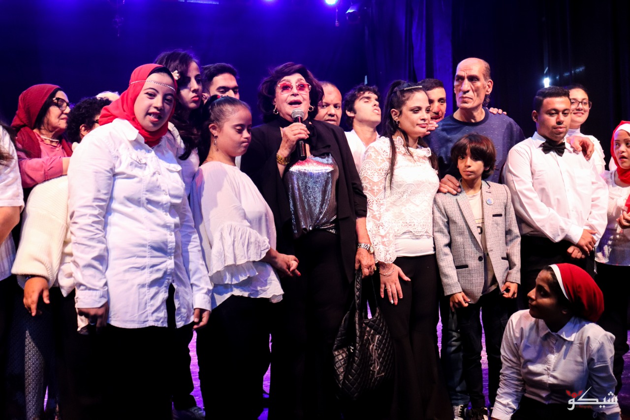 سهير المرشدي ايزيس المسرح المصري تشيد بذوي القدرات بمهرجان آفاق في نسخته الثامنة