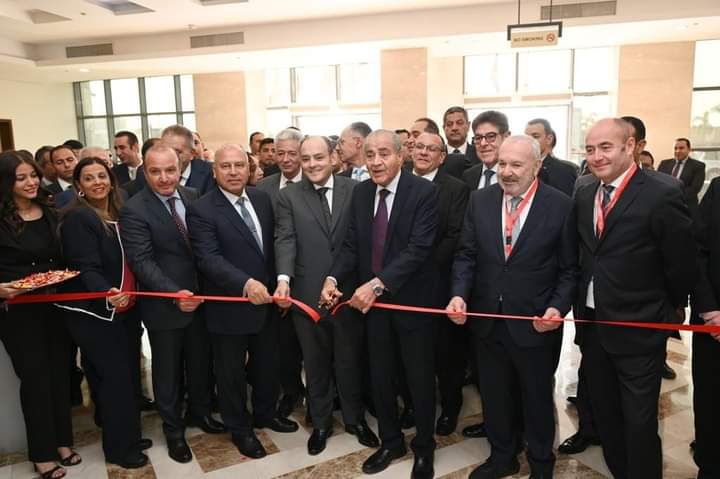 وزراء التجارة والصناعة والتموين والتجارة الداخلية والنقل يفتتحون فعاليات معرض فوود افريكا للصناعات الغذائية في دورته الثامنة