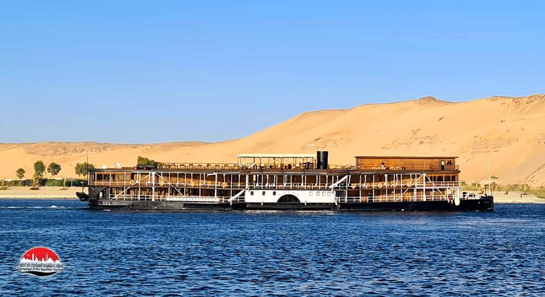 بالصور: أول رحلة نيلية الباخرة الملكية في أسوان