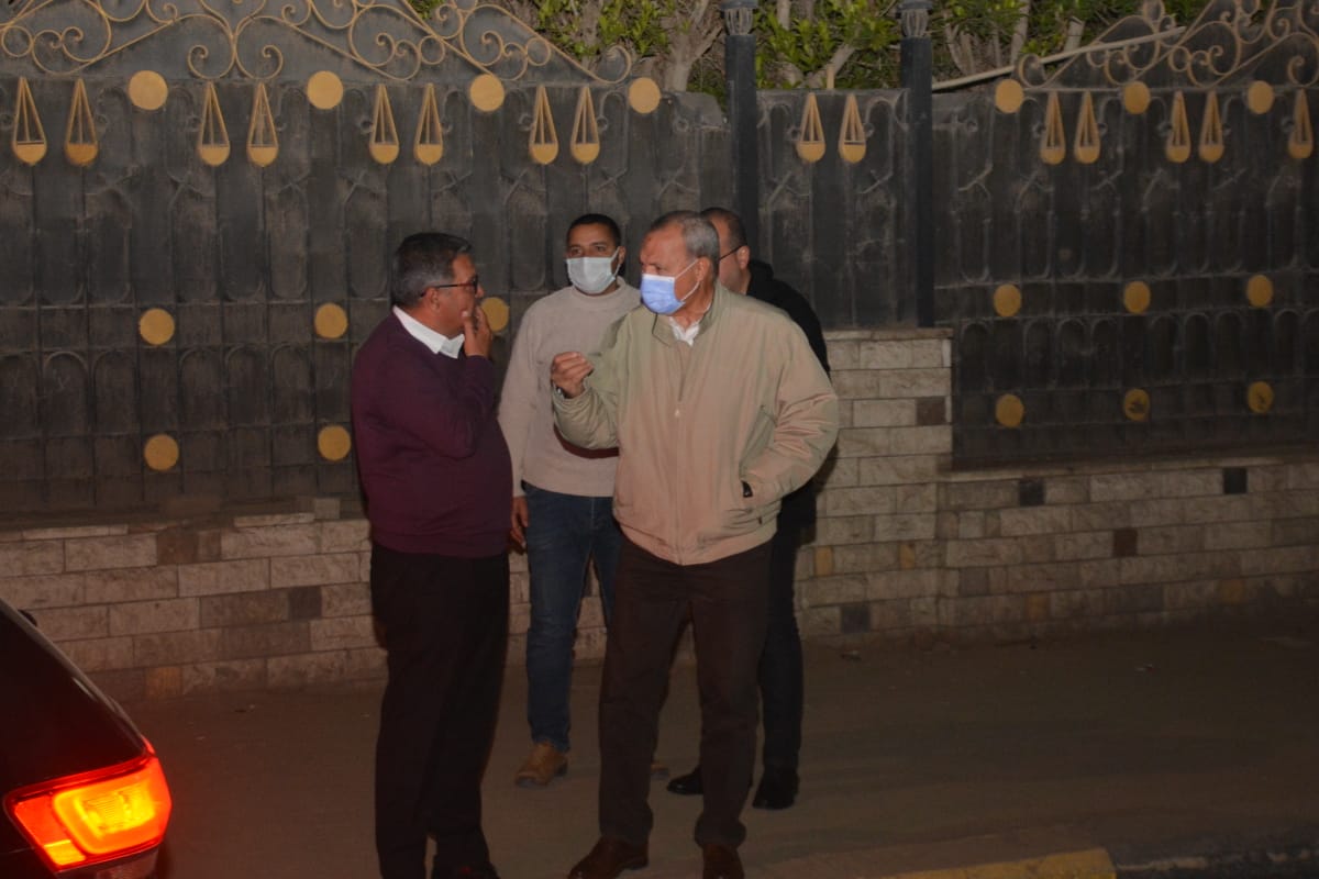 محافظ القليوبية في جولة مسائية امتدت لما بعد منتصف الليل لمُتابعة أعمال رصف وتطوير شارع الكوبري بمدينة بنها 