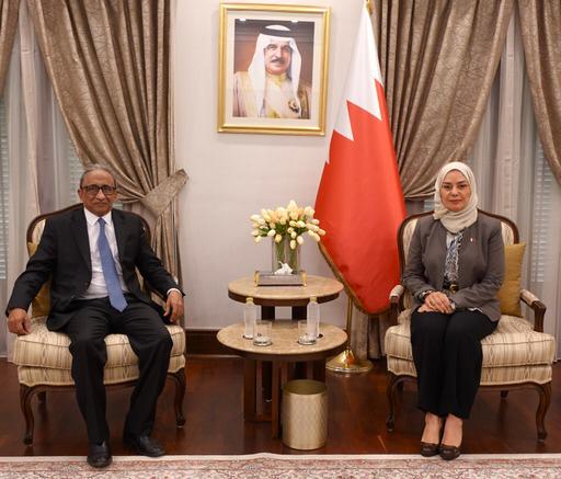 سفيرة البحرين بالقاهرة تلتقي الأمين العام لمجلس الوحدة الاقتصادية العربية