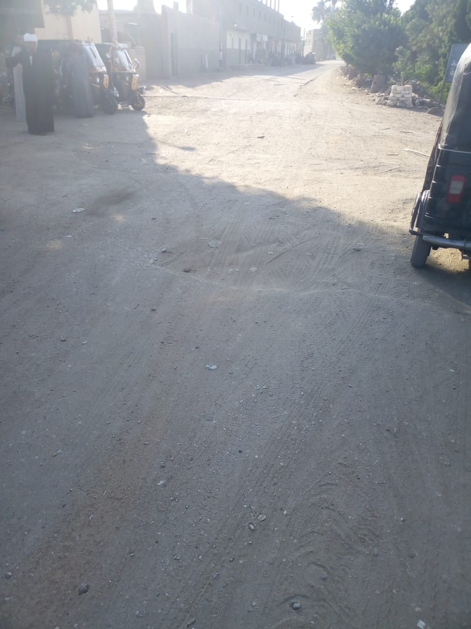 بالصور: خاص .. تهالك الطرق والصرف الصحي أبرز المشاكل التي تواجه أهالي قري غرب طهطا بسوهاج