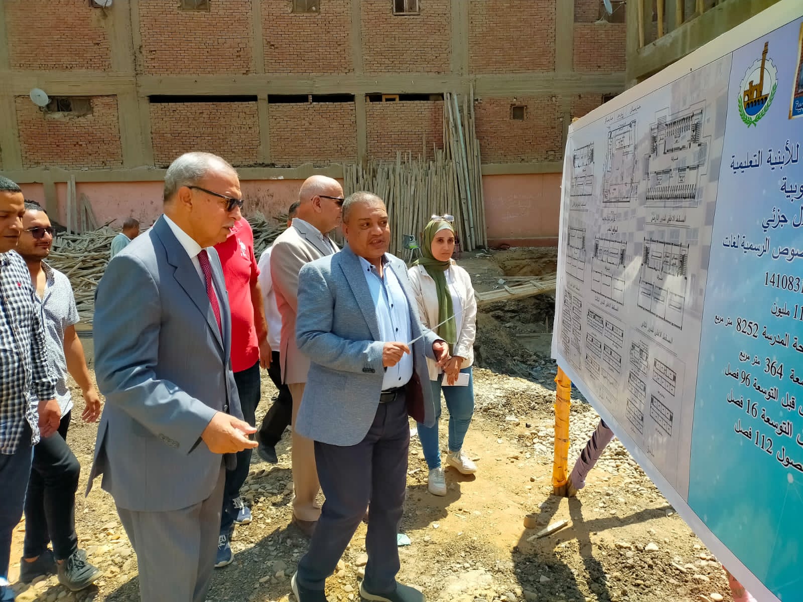 في إطار احتفالات المحافظة بعيدها القومي ال 155 .....محافظ القليوبية يتفقد مشروعات بتكلفة ٣٨ مليون جنيه بمدينة الخصوص والخانكة   