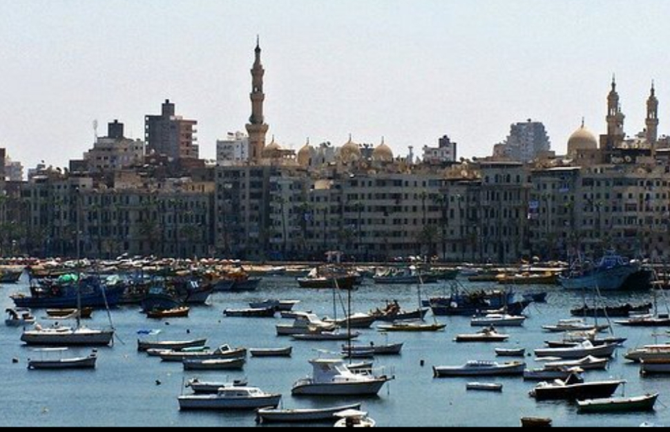 وزير الإسكان: تم وجارٍ تنفيذ 44 مشروعاً لمياه الشرب وصرف صحى الحضر والمناطق الريفية لخدمة أهالى محافظة دمياط