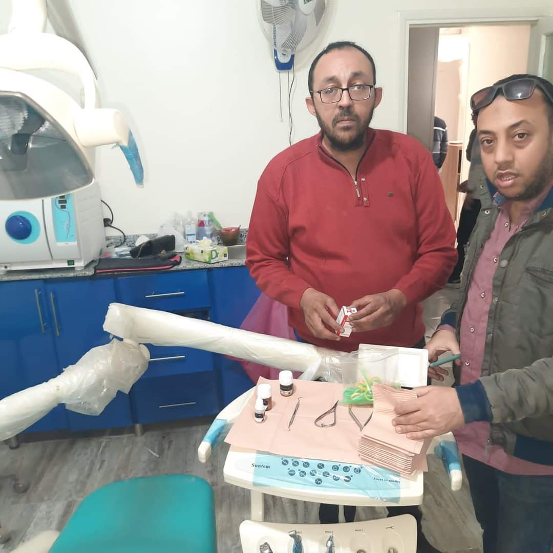 للمرة الثانية.. ضبط طالب ينتحل صفة طبيب أسنان بسوهاج 