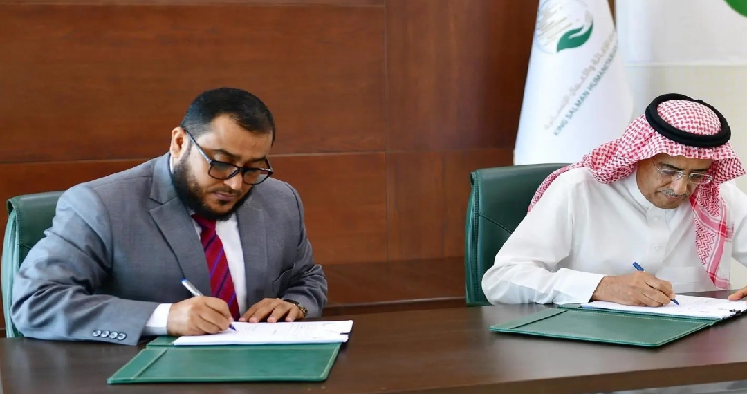 سلمان للإغاثة يوقع اتفاقية مشتركة لتشغيل مستشفى طب وجراحة العيون في اليمن