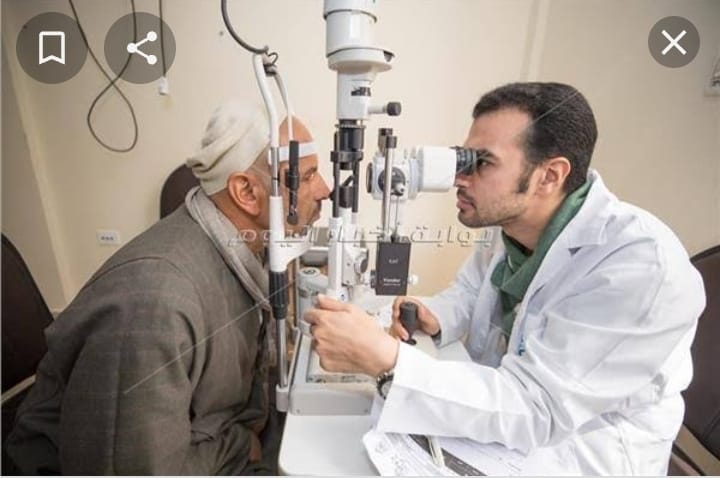 مستقبل وطن البحرالاحمر يخصص قافلة عيون للكشف بالمجان عن الصيادين بمنطقة الميناء بالغردقة