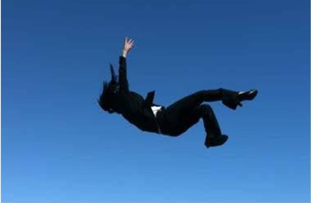 مصرع فتاه اثر سقوطها من برج سكني بسوهاج