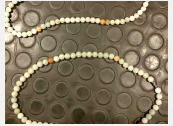 إحباط تهريب كمية من الياقوت والزمرد بالغردقة 