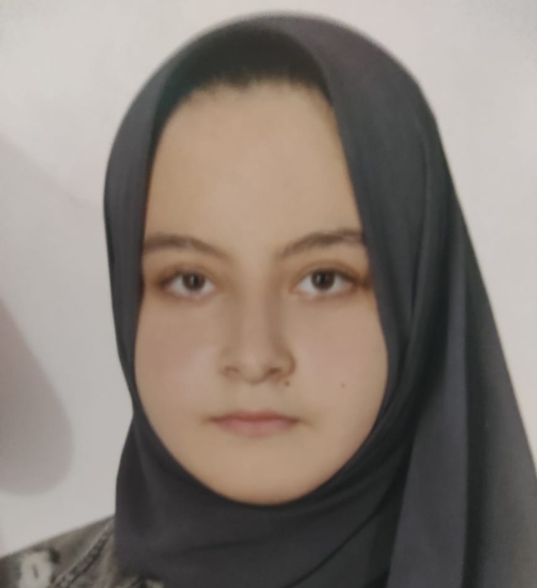 برقية تهنئة للمهندس شريف هيكل لتفوق نجلته في الشهادة الإعدادية