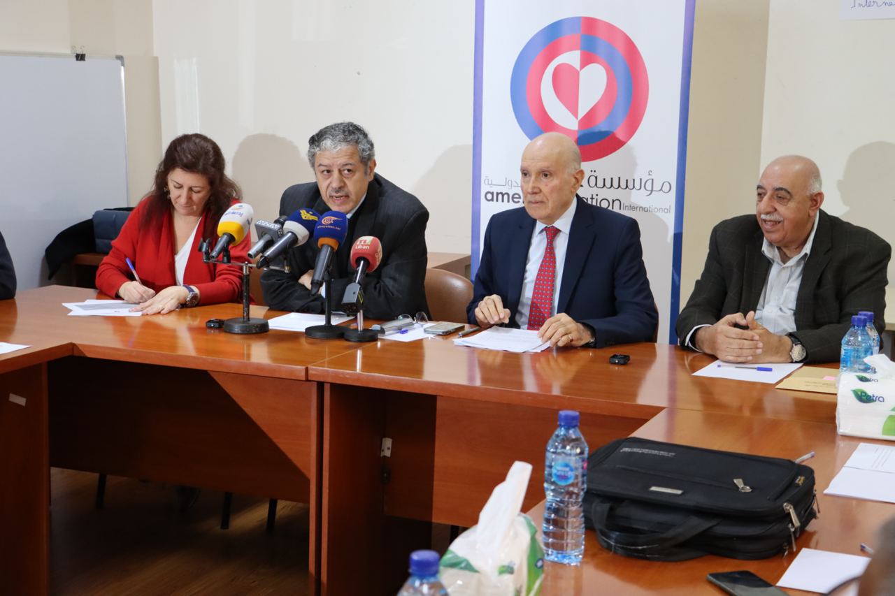 ممثلو دار نلسن للنشر ومؤسسة عامل الدولية...يدشنان  *حملة المئة ألف كتاب لدعم غزة*