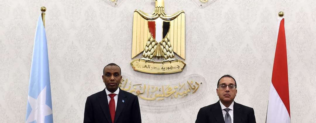 رئيسا وزراء مصر والصومال يشهدان توقيع عدد من مذكرات التفاهم لتوسيع التعاون بين البلدين