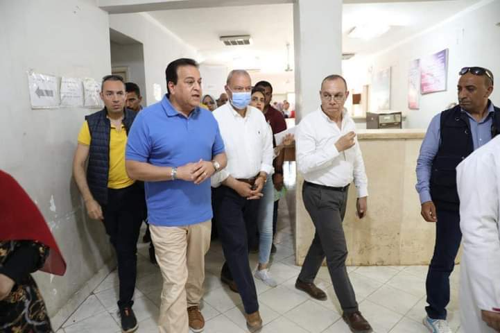 وزير الصحة يتفقد حملة "100 يوم صحة" ومركز صحة المرأة بمدينة بنها