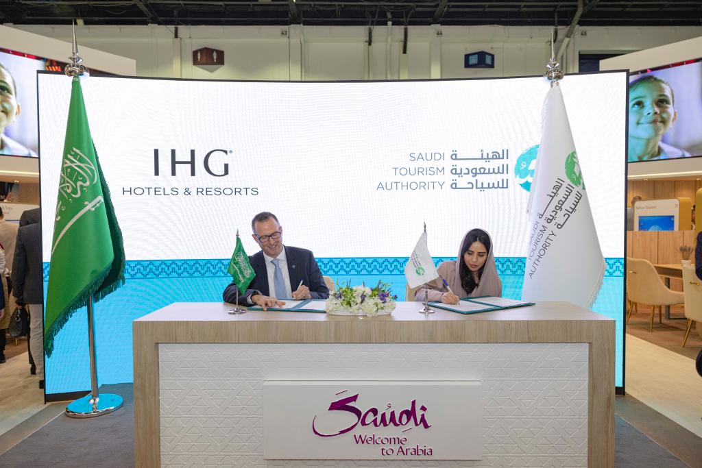 الهيئة السعودية للسياحة توقع في دبي مذكرة تفاهم مع مجموعة فنادق ‏ومنتجعات‎ IHG ‎‏