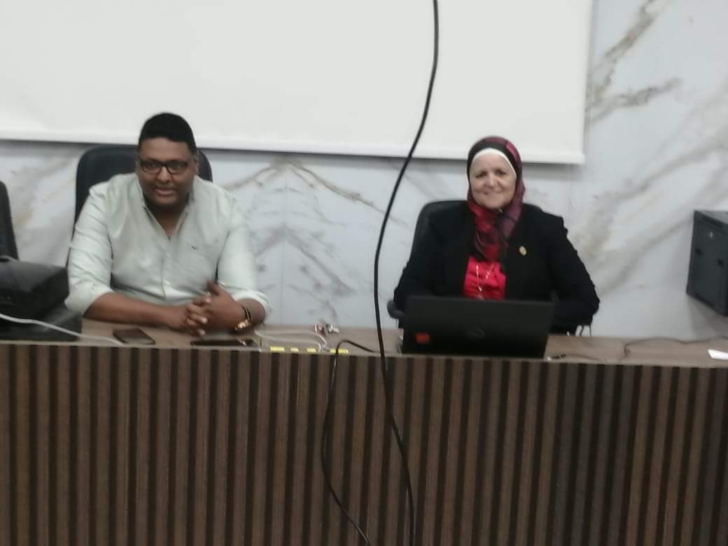 تنفيذ دورة تدريبية لمقدمي الخدمة الطبية بصحة البحر الأحمر على البرامج القوانين واللوائح المنظمة للعمل 