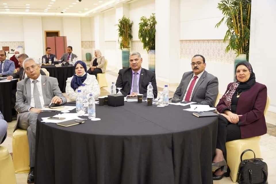 جامعة بنها تشارك بورشة عمل للتعريف بجائزة مصر للتميز الحكومي