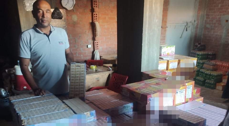 تموين البحيرة...ضبط 7900 عبوة عصير مجهولة المصدر