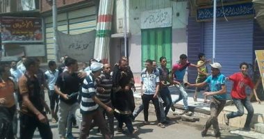 السيطرة على مشاجرة بين عدد من الأشخاص بسبب خلافات الجيرة بالصف