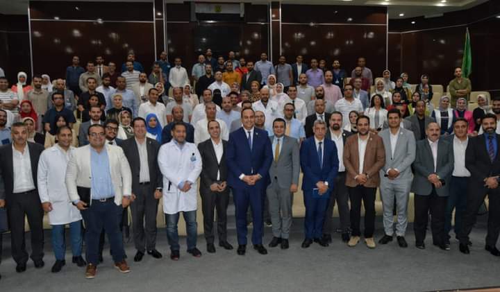 رئيس هيئة الرعاية الصحية يتفقد مجمع الإسماعيلية الطبي لمتابعة سير العمل والاطمئنان على تقديم أفضل خدمة ورعاية صحية للمرضى