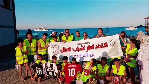 اتحاد العام لشباب العمال البحرالاحمر حملة لتنظيف الشواطئ بالغردقة