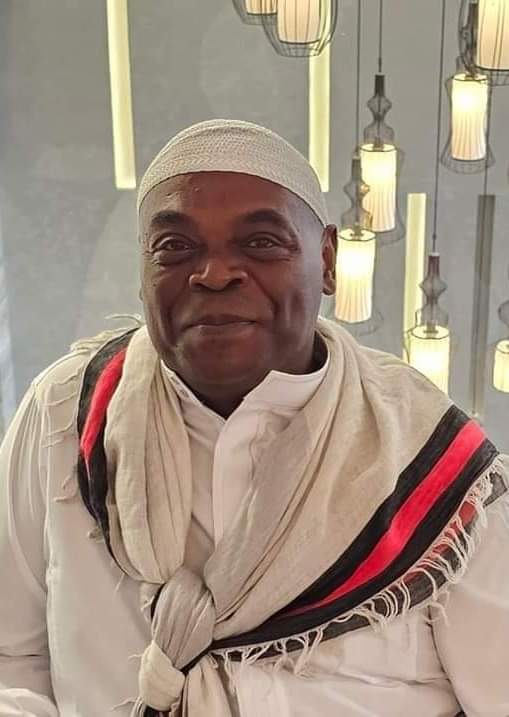 كنتُ قسيسا ونطقت الشهادة في الكنيسة”.. قسيس يرى رؤيا جعلته يعتنق الإسلام ويتبعه الآلاف خلال تواجده في حج هذا العام