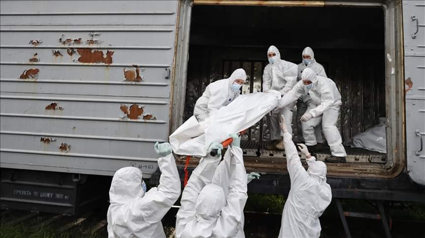 أوكرانيا تحتفظ بجثث قتلى الجيش الروسي في عربات تبريد بكييف.