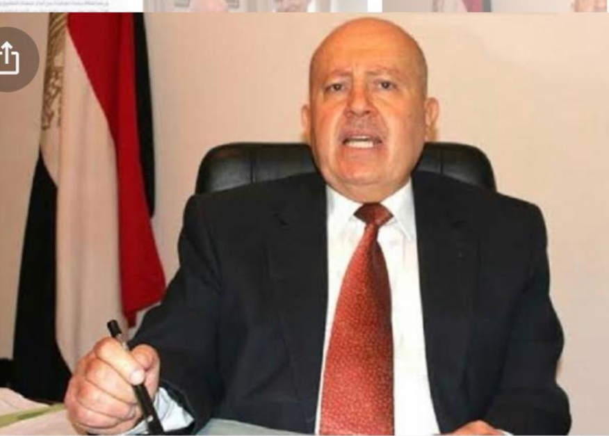 الطغاة والاغبياء