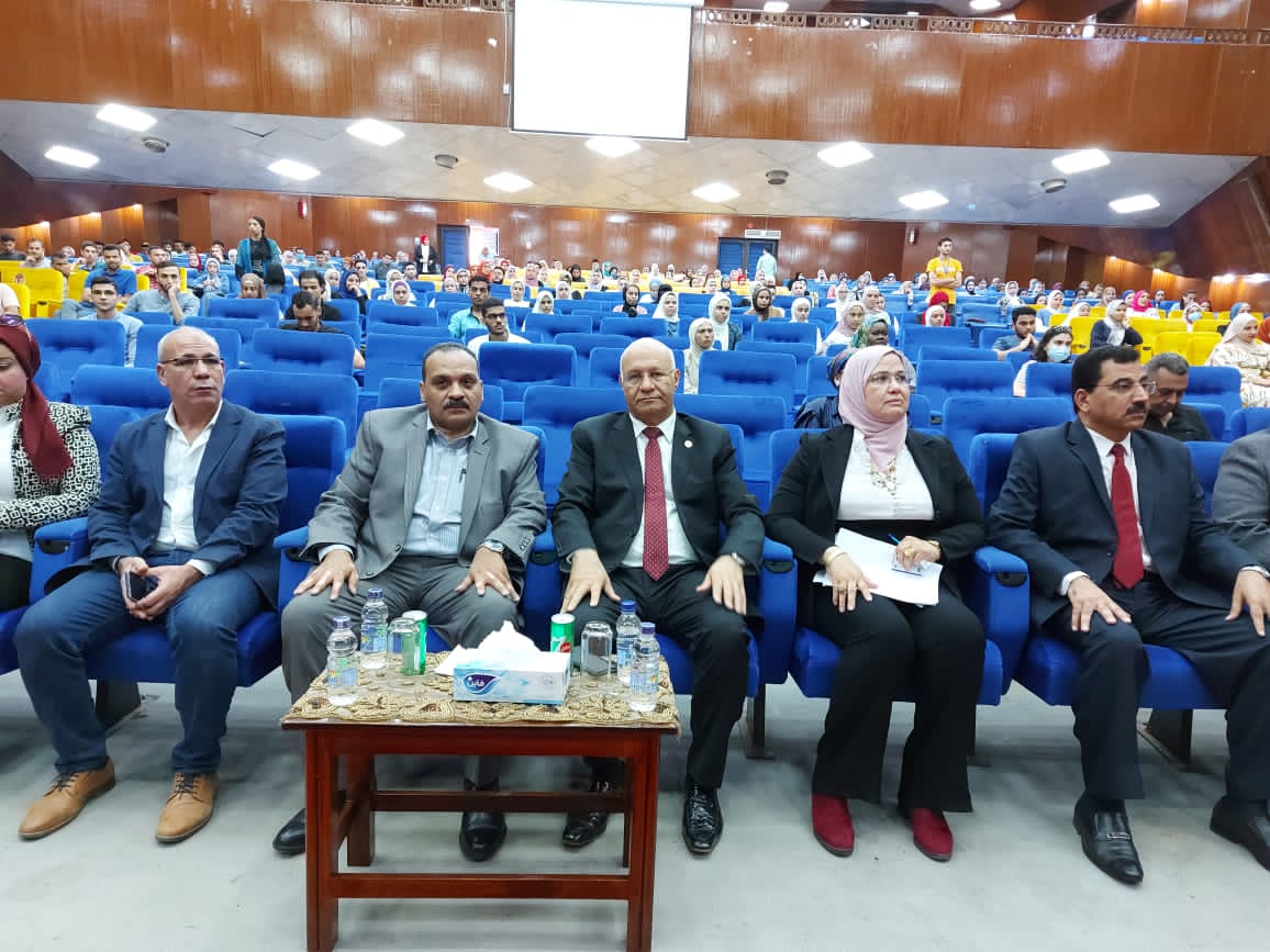 رئيس جامعة بنها : برامج تدريبية متخصصة لتنمية قدرات الموهوبين لتتواكب مع مُتطلبات سوق العمل المُستقبلية