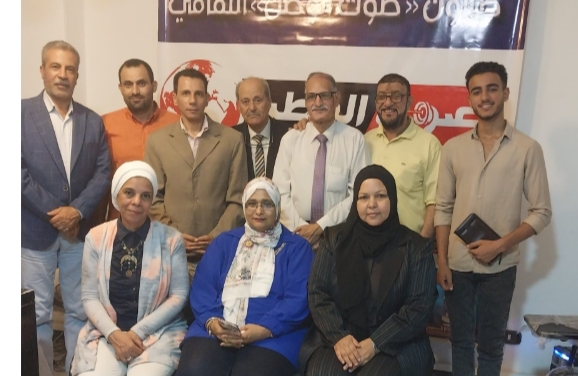 بالصور ..مؤسسا منتدى مشاوير في صالون صوت الوطن 