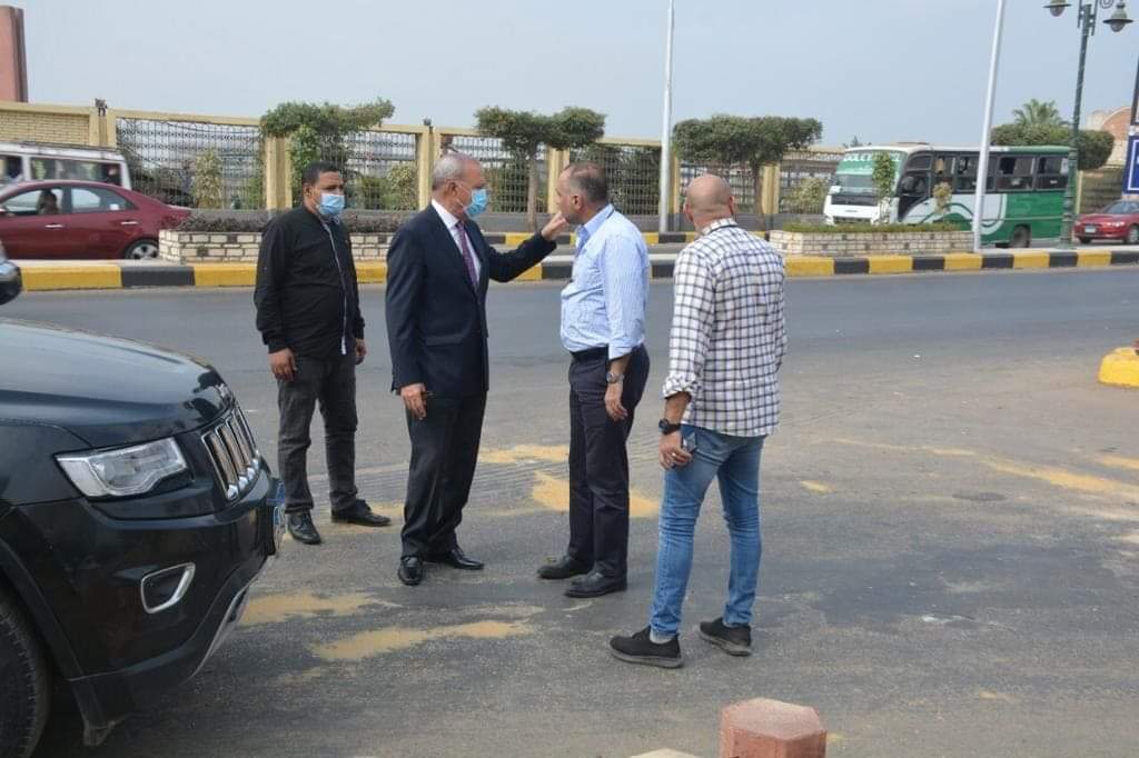محافظ القليوبيه يقوم بجوله لمتابعه المشروعات الجاري تنفيذه ورفع الاشغالات والنظافه بحي شرق وغرب شبرا الخيمة