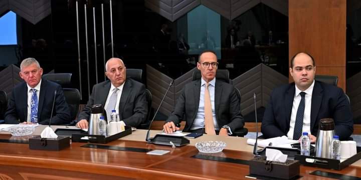 بالتنسيق مع البنك المركزي:  الحكومة والصناع والتجار يتوافقون على مبادرة لخفض أسعار السلع الأساسية