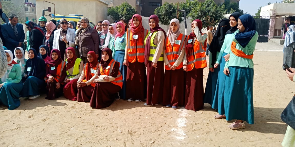 التعليم تتابع تنفيذ خطط الإخلاء في حالة الأزمات والكوارث بمدارس مديرية التربية والتعليم بالجيزة