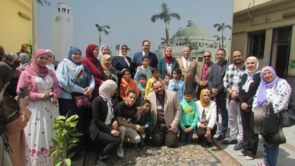 بالصور : كلية الدراسات الإفريقية العليا تحتفل بيوم اليتيم تحت شعار "جبر الخواطر"