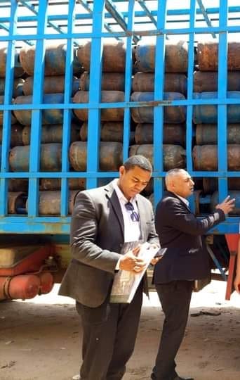 خلال حملة تموينية بمركز حوش عيسي ... 