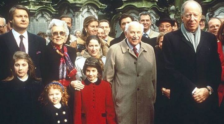 يهود من هناك : تعرف على العائلة التي حكمت العالم