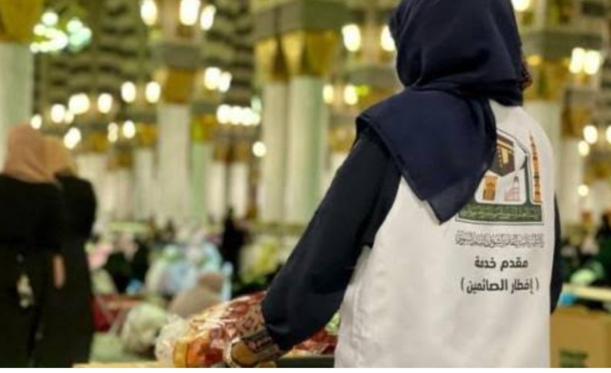 الشؤون النسائية برئاسة المسجد النبوي تكثف أعمالها في خدمة ضيوف الرحمن