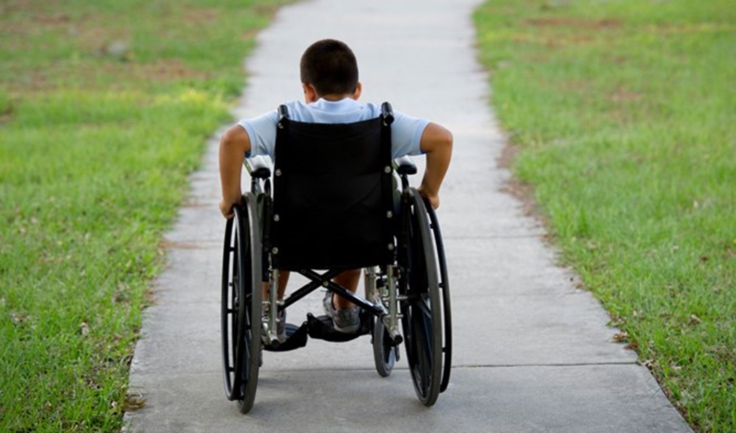 د. ياسر جمعة يكتب: قضايا ذوى الاعاقة