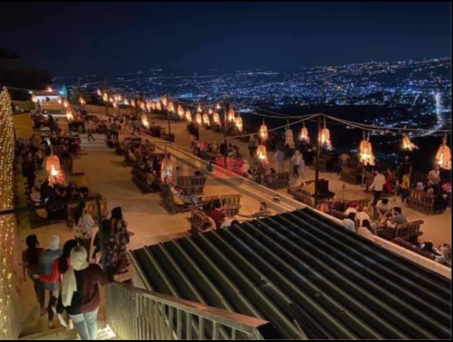 "تطوير كورنيش المقطم"  المشروع على مساحة 2 مليون متر ويضم أنشطة سياحية وسكنية وتجارية ورياضية