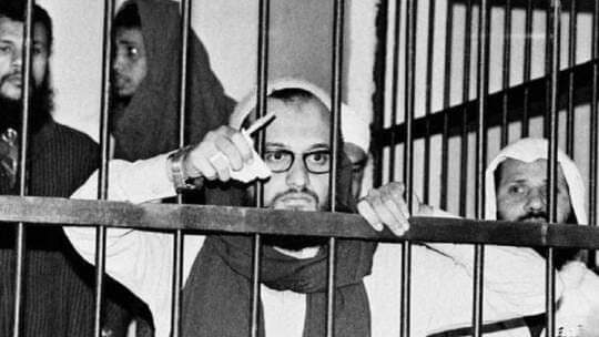 صوت الوطن تنشر تحقيقات نيابة أمن الدولة في اغتيال السادات واعترافات الظواهري