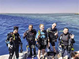 عودة الأنشطة البحرية بعد إغلاق الشواطى ٤٨ساعة بعد حادث قرش الغردقة