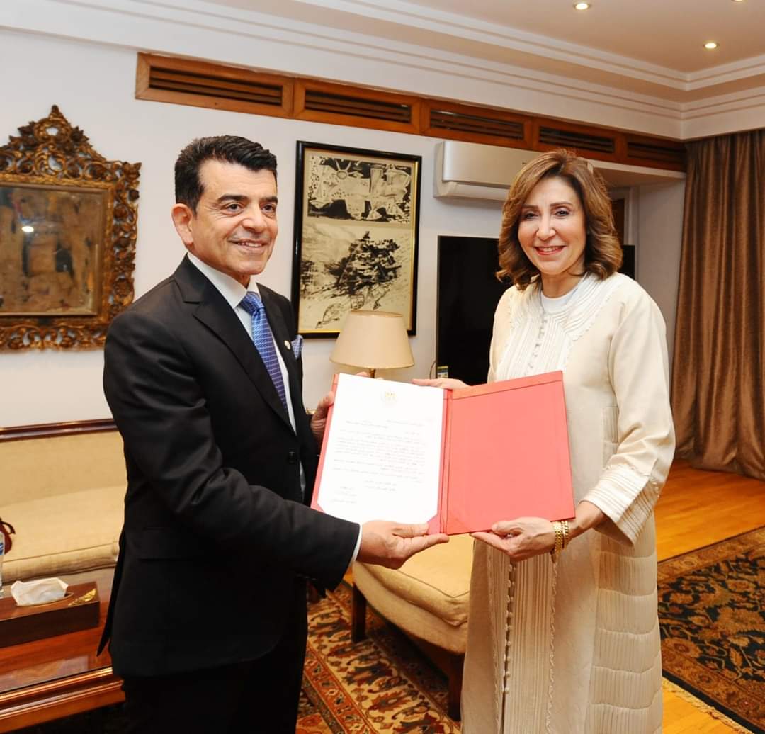 وزيرة الثقافة و مدير "الإيسيسكو" يُسلمان جوائز "تراثي" للتصوير الفوتوغرافي 