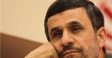 الرئيس الإيرانى المتشدد السابق يشكو روحانى ومسئولين لدى "خامنئى"