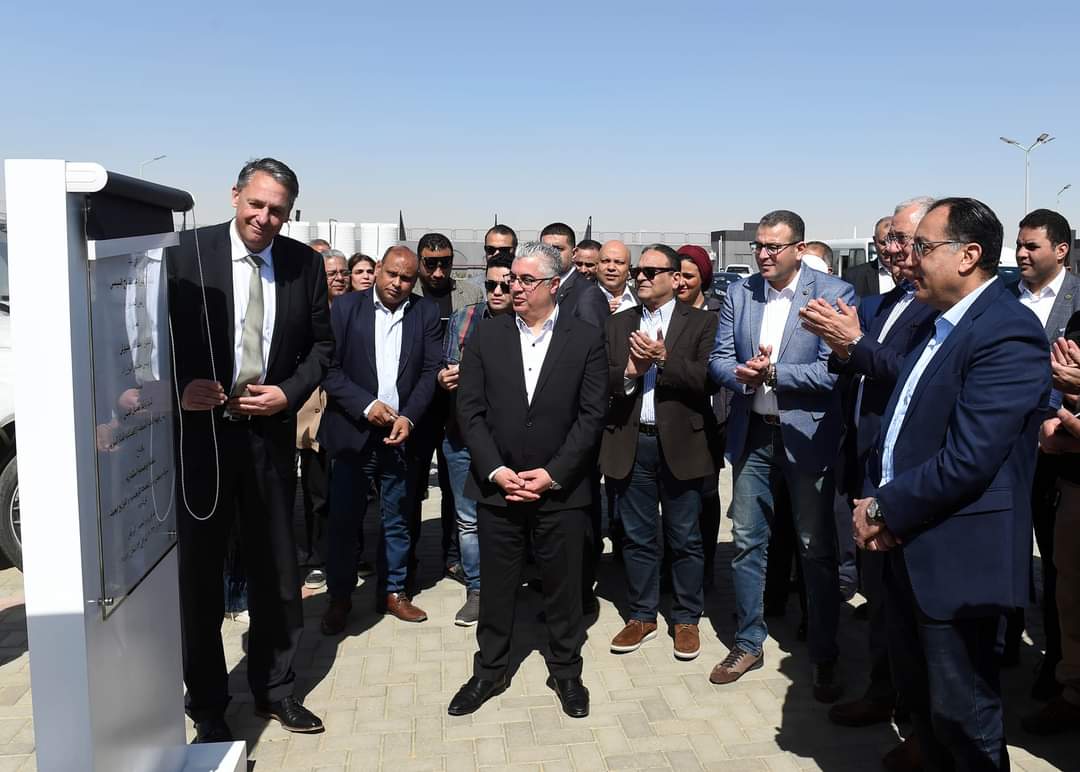 رئيس الوزراء يشهد افتتاح المركز اللوجيستي لشركة مرسيدس ـ بنز بالمنطقة الصناعية بالسخنة