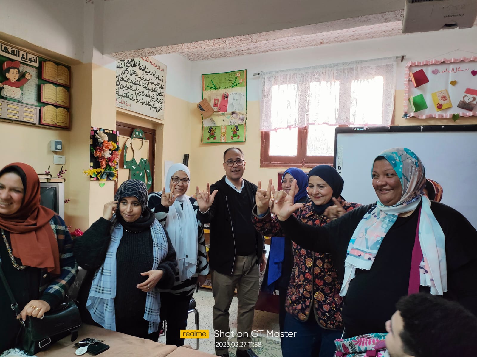 بــ "لغة الإشارة" ثقافة الجيزة مد جسور التواصل وتنمية مواهب ذوي القدرات الخاصة بالمدارس 