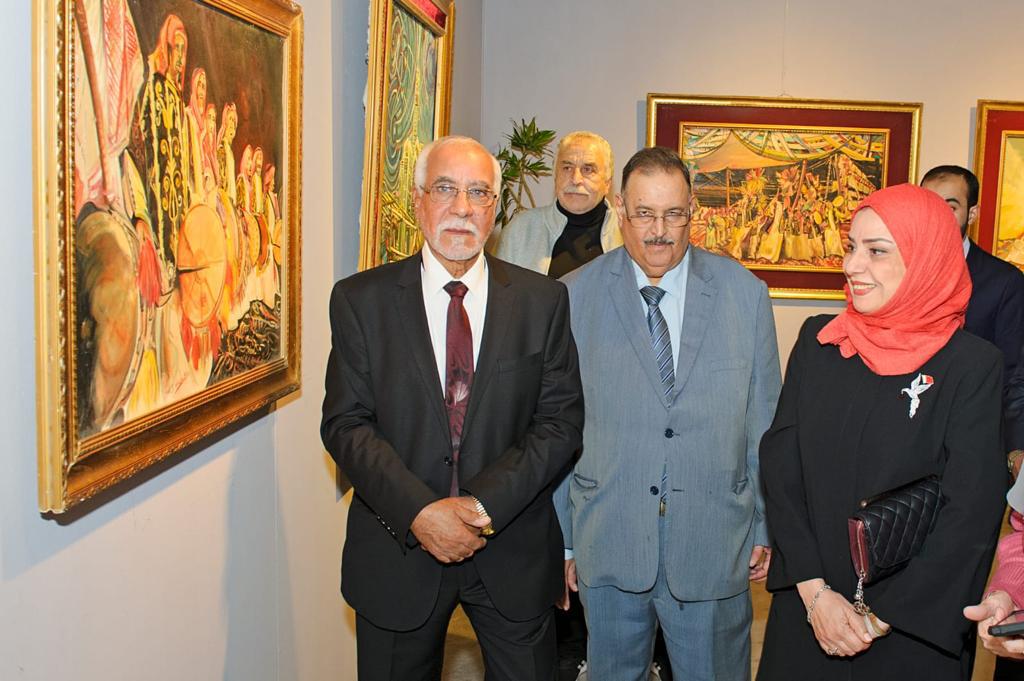 سفيرة مملكة البحرين بالقاهرة تشارك في افتتاح معرض الفنان التشكيلي فاروق مصطفى 