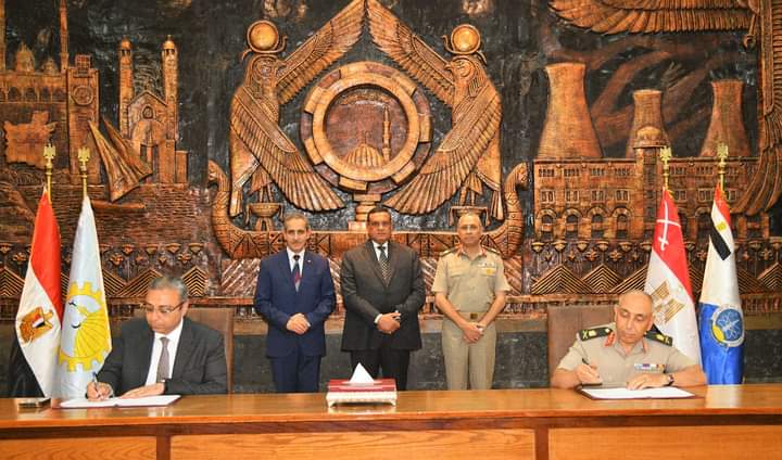 وزير التنمية المحلية ومحافظ الغربية ومدير سلاح الإشارة يشهدون توقيع بروتوكول لتقديم خدمات الشبكة الوطنية للطوارئ والسلامة العامة 