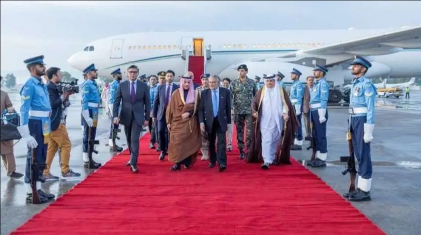 لـتعزيزالتعاون بين البلدين..وزير الخارجية السعودى يزور باكستان اليوم