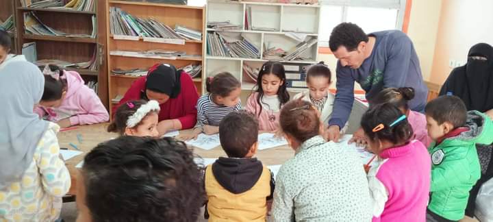 ثقافة البحيرة تواصل فاعليات القوافل الثقافية والمسرح المتنقل بقرية علي مبارك بوادى النطرون 