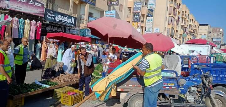 رفع الاشغالات والتعديات على الطرق العامة والشوارع الرئيسية بالبحيرة 